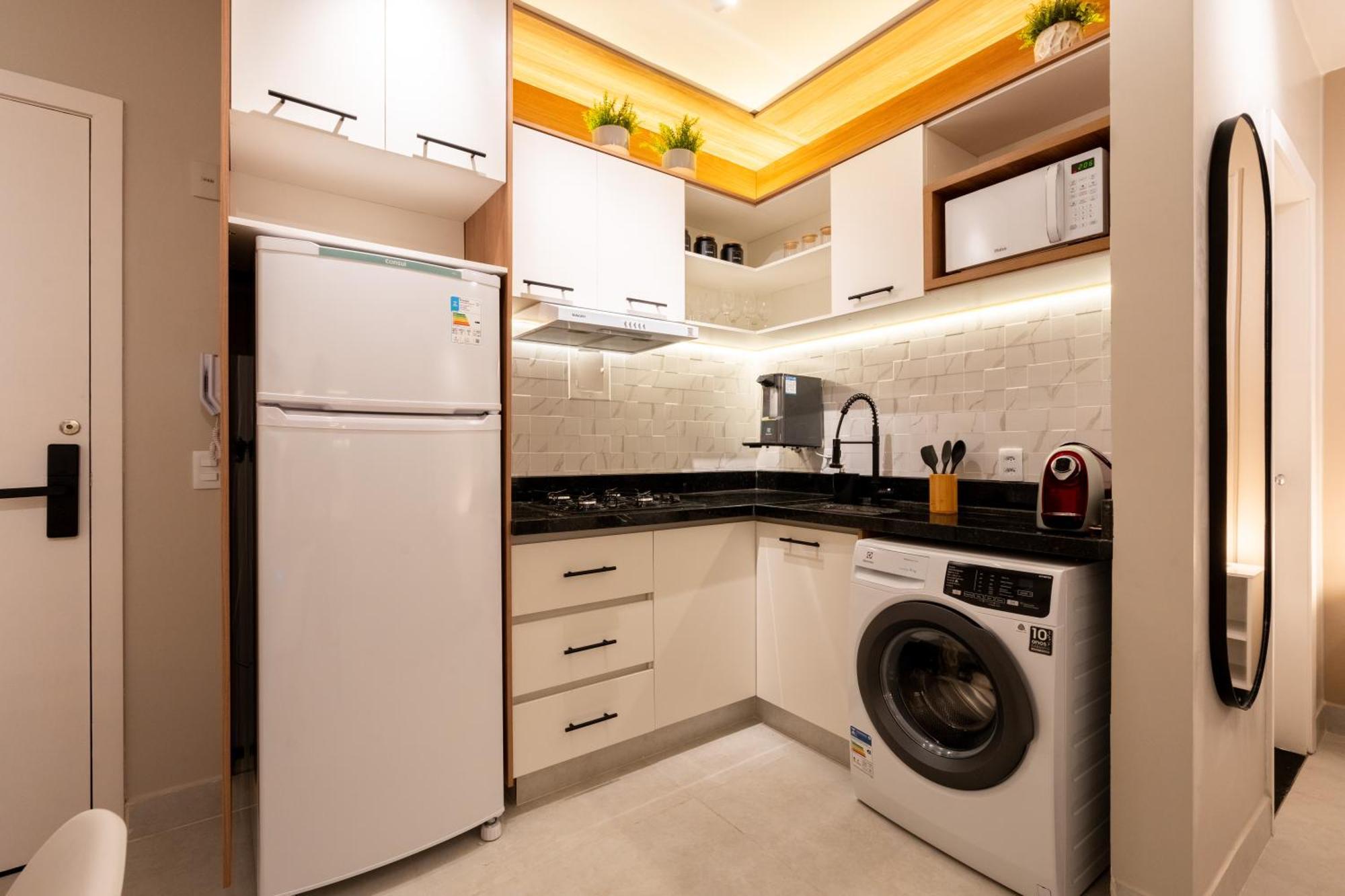 Bsb Estudios Long - Master Place Apartment