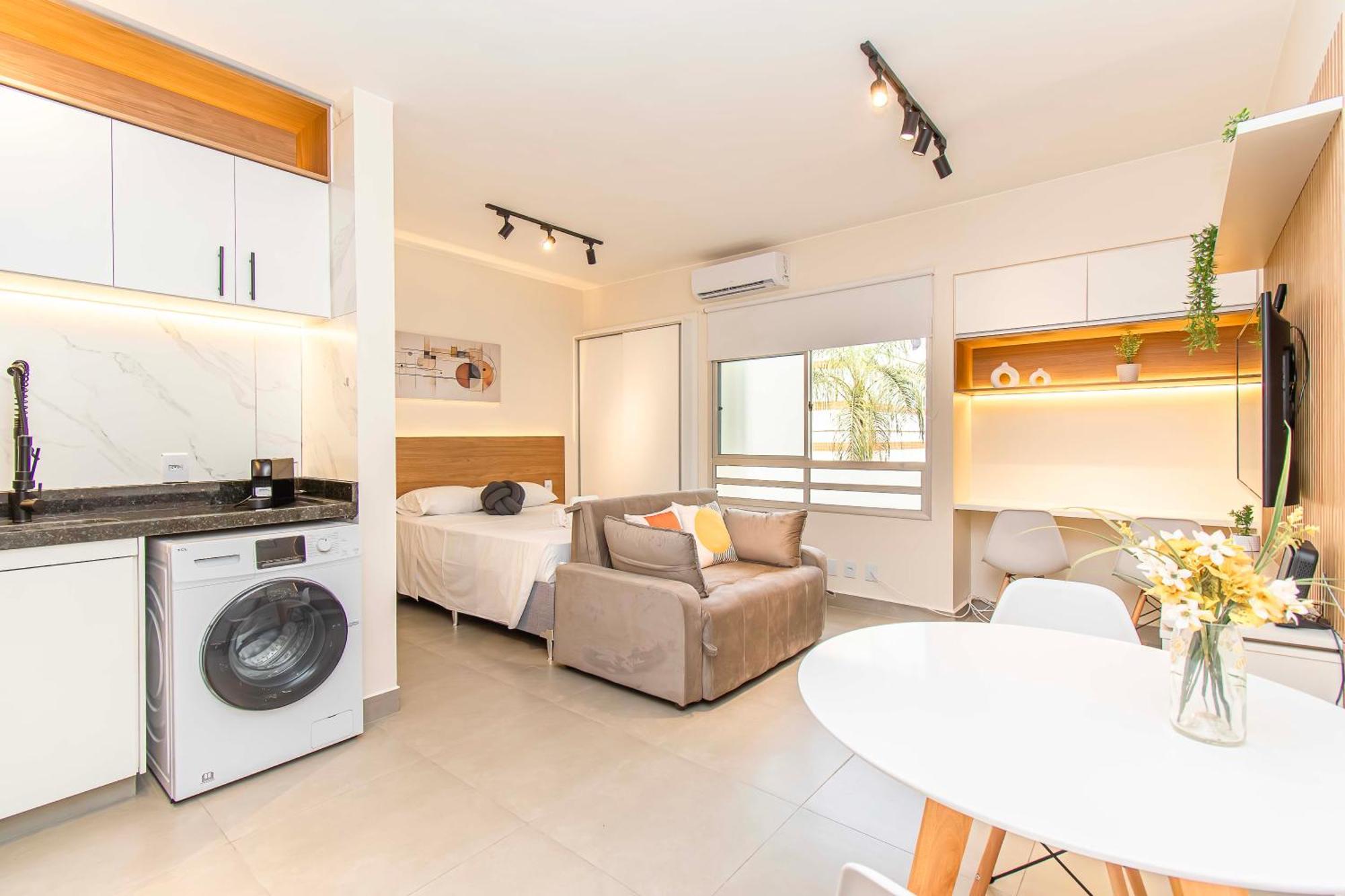 Bsb Estudios Long - Master Place Apartment *